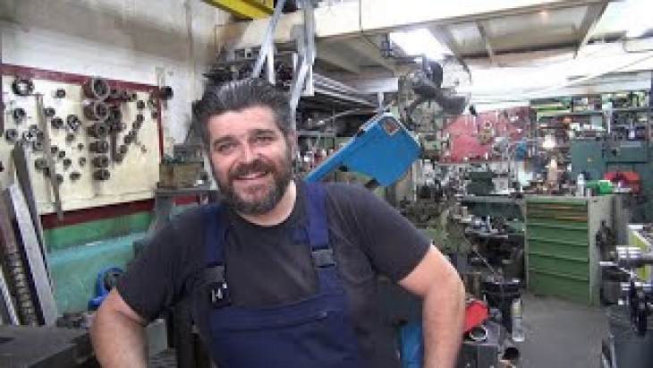 O &sigma;&upsilon;&mu;&pi;&alpha;&tau;&rho;&iota;ώ&tau;&eta;&sigmaf; &mu;&alpha;&sigmaf; &mu;&eta;&chi;&alpha;&nu;&omicron;&upsilon;&rho;&gamma;ό&sigmaf; &Pi;&alpha;&nu;&alpha;&gamma;&iota;ώ&tau;&eta;&sigmaf; &Phi;&rho;&alpha;&tau;&zeta;έ&sigma;&kappa;&omicron;&sigmaf;, &mu;&epsilon; &tau;&iota;&sigmaf; &gamma;&nu;ώ&sigma;&epsilon;&iota;&sigmaf; &kappa;&alpha;&iota; &tau;&iota;&sigmaf; &iota;&kappa;&alpha;&nu;ό&tau;&eta;&tau;έ&sigmaf; &tau;&omicron;&upsilon;, &mu;&alpha;&sigmaf; &theta;&upsilon;&mu;ί&zeta;&epsilon;&iota; &tau;&eta;&nu; &alpha;&xi;ί&alpha; &tau;&omega;&nu; &nu;&tau;ό&pi;&iota;&omega;&nu; &epsilon;&pi;&alpha;&gamma;&gamma;&epsilon;&lambda;&mu;&alpha;&tau;&iota;ώ&nu;