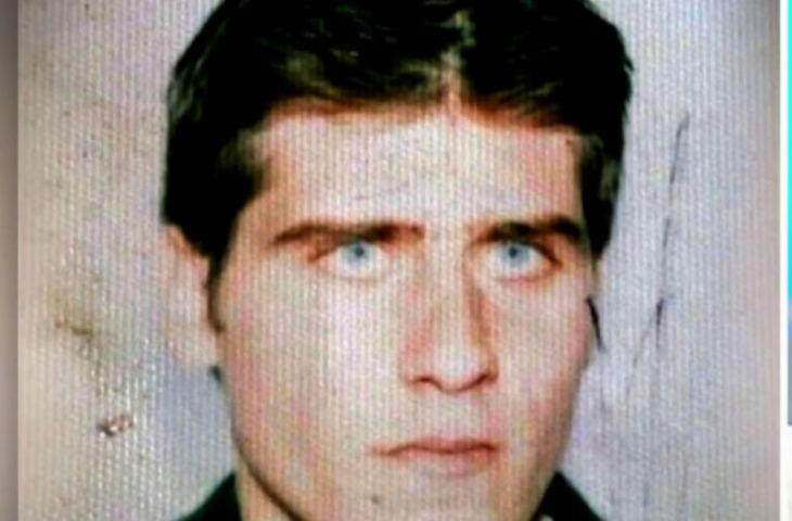 &Theta;&rho;ί&lambda;&epsilon;&rho; &mu;&epsilon; &tau;&omicron;&nu; 41&chi;&rho;&omicron;&nu;&omicron; &pi;&omicron;&upsilon; &alpha;&gamma;&nu;&omicron;&epsilon;ί&tau;&alpha;&iota;: Έ&pi;&epsilon;&sigma;&epsilon; &tau;&epsilon;&lambda;&iota;&kappa;ά &sigma;&tau;&eta; &theta;ά&lambda;&alpha;&sigma;&sigma;&alpha; &alpha;&pi;ό &tau;&omicron; &pi;&lambda;&omicron;ί&omicron;; Ό&lambda;&alpha; ό&sigma;&alpha; &alpha;&pi;&omicron;&kappa;&alpha;&lambda;ύ&pi;&tau;&epsilon;&iota; &mu;ά&rho;&tau;&upsilon;&rho;&alpha;&sigmaf;! (Video)