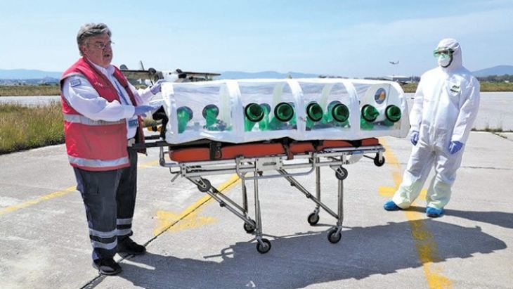 &Alpha;&rho;&nu;&eta;&tau;&iota;&kappa;ό&sigmaf; &omicron; 17&chi;&rho;&omicron;&nu;&omicron;&sigmaf; &pi;&omicron;&upsilon; &mu;&epsilon;&tau;&alpha;&phi;έ&rho;&theta;&eta;&kappa;&epsilon; &alpha;&pi;ό &tau;&eta;&nu; &Kappa;ά&lambda;&upsilon;&mu;&nu;&omicron; &sigma;&tau;&eta;&nu; &Kappa;&rho;ή&tau;&eta; &sigma;&epsilon; &epsilon;&iota;&delta;&iota;&kappa;ή &kappa;ά&psi;&omicron;&upsilon;&lambda;&alpha;