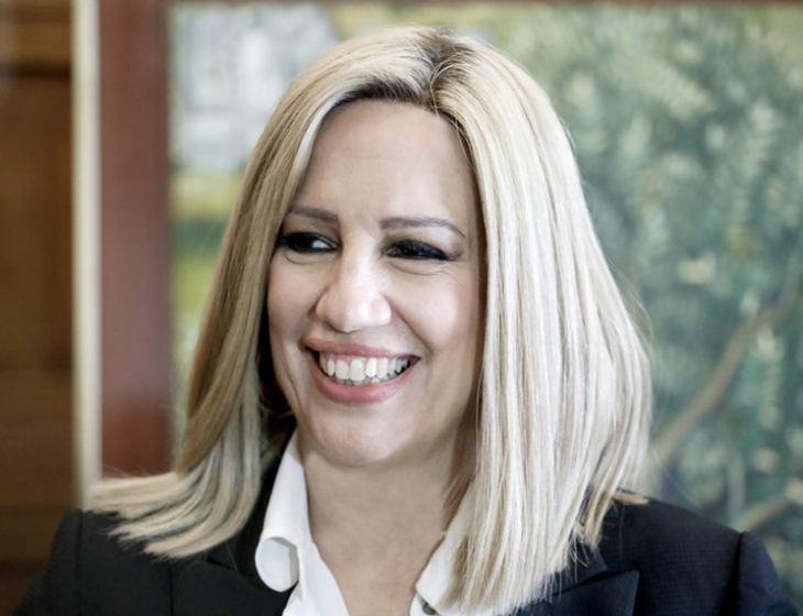 &Sigma;&tau;&eta; &Rho;ό&delta;&omicron; &eta; &Phi;ώ&phi;&eta; &Gamma;&epsilon;&nu;&nu;&eta;&mu;&alpha;&tau;ά-&Theta;&alpha; &pi;&alpha;&rho;&alpha;&sigma;&tau;&epsilon;ί &sigma;&tau;&omicron; &mu;&nu;&eta;&mu;ό&sigma;&upsilon;&nu;&omicron; &tau;&omicron;&upsilon; &Delta;&eta;&mu;. &Kappa;&rho;&epsilon;&mu;&alpha;&sigma;&tau;&iota;&nu;&omicron;ύ