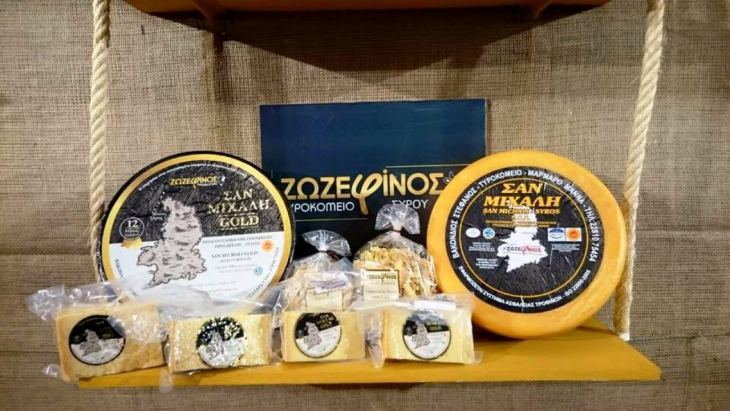 &ldquo;&Sigma;ά&rho;&omega;&sigma;&alpha;&nu;&rdquo; &tau;&alpha; &beta;&rho;&alpha;&beta;&epsilon;ί&alpha; &tau;&alpha; &tau;&omicron;&pi;&iota;&kappa;ά &pi;&rho;&omicron;ϊό&nu;&tau;&alpha; &tau;&eta;&sigmaf; &Pi;&epsilon;&rho;&iota;&phi;έ&rho;&epsilon;&iota;&alpha;&sigmaf; &Nu;&omicron;&tau;ί&omicron;&upsilon; &Alpha;&iota;&gamma;&alpha;ί&omicron;&upsilon; &sigma;&tau;&omicron; &delta;&iota;&alpha;&gamma;&omega;&nu;&iota;&sigma;&mu;ό Mediterranean Taste Awards 2020