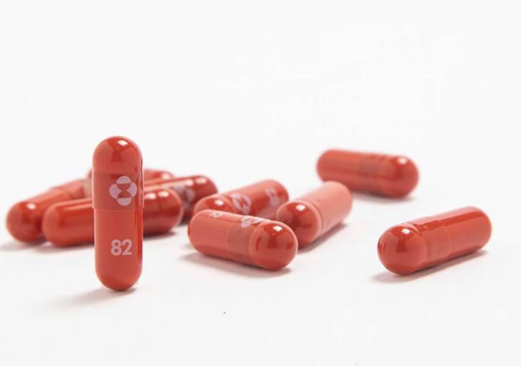 &Kappa;&omicron;&rho;&omega;&nu;&omicron;ϊό&sigmaf; &ndash; &Sigma;&tau;&eta;&nu; &Epsilon;&lambda;&lambda;ά&delta;&alpha; &tau;&omicron; &epsilon;&pi;ό&mu;&epsilon;&nu;&omicron; 10&eta;&mu;&epsilon;&rho;&omicron; &tau;&alpha; &pi;&rho;ώ&tau;&alpha; &chi;ά&pi;&iota;&alpha;