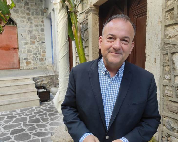 &Gamma;&iota;ά&nu;&nu;&eta;&sigmaf; &Pi;&alpha;&pi;&pi;ά&sigmaf; &alpha;&pi;ό &tau;&eta;&nu; &Kappa;ά&lambda;&upsilon;&mu;&nu;&omicron;: &laquo;&eta; &gamma;&nu;ώ&sigma;&eta; &kappa;&alpha;&iota; &omicron; &sigma;&epsilon;&beta;&alpha;&sigma;&mu;ό&sigmaf;, &tau;&alpha; &iota;&sigma;&chi;&upsilon;&rho;ά ό&pi;&lambda;&alpha; &tau;&eta;&sigmaf; &nu;&epsilon;&omicron;&lambda;&alpha;ί&alpha;&sigmaf; &mu;&alpha;&sigmaf;&raquo;