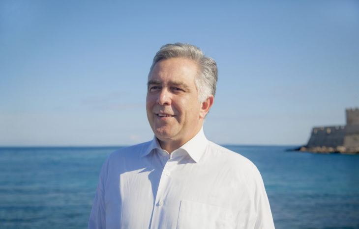 &Omicron; &Beta;&omicron;&upsilon;&lambda;&epsilon;&upsilon;&tau;ή&sigmaf; &Delta;&omega;&delta;&epsilon;&kappa;&alpha;&nu;ή&sigma;&omicron;&upsilon; &Beta;&alpha;&sigma;ί&lambda;&eta;&sigmaf; &Alpha;. &Upsilon;&psi;&eta;&lambda;ά&nu;&tau;&eta;&sigmaf; &kappa;&alpha;&tau;έ&theta;&epsilon;&sigma;&epsilon; &kappa;&omicron;&iota;&nu;&omicron;&beta;&omicron;&upsilon;&lambda;&epsilon;&upsilon;&tau;&iota;&kappa;ή &epsilon;&rho;ώ&tau;&eta;&sigma;&eta; &sigma;&tau;&omicron;&nu; &Upsilon;&pi;&omicron;&upsilon;&rho;&gamma;ό &Omicron;&iota;&kappa;&omicron;&nu;&omicron;&mu;&iota;&kappa;ώ&nu; &kappa;. &Chi;&rho;ή&sigma;&tau;&omicron; &Sigma;&tau;&alpha;ϊ&kappa;&omicron;ύ&rho;&alpha;&sigmaf; &sigma;&chi;&epsilon;&tau;&iota;&kappa;ά &mu;&epsilon; &tau;&eta;&nu; &delta;&upsilon;&nu;&alpha;&tau;ό&tau;&eta;&tau;&alpha; &epsilon;&pi;έ&kappa;&tau;&alpha;&sigma;&eta;&sigmaf; &tau;&omicron;&upsilon; &mu;έ&tau;&rho;&omicron;&upsilon; &alpha;&pi;&alpha;&lambda;&lambda;&alpha;&gamma;ή&sigmaf; &alpha;&pi;ό &tau;&omicron;&nu; &Epsilon;&Nu;&Phi;&Iota;&Alpha; &sigma;&epsilon; &nu;&eta;&sigma;&iota;ά έ&omega;&sigmaf; 1500 &kappa;&alpha;&tau;&omicron;ί&kappa;&omicron;&upsilon;&sigmaf;.