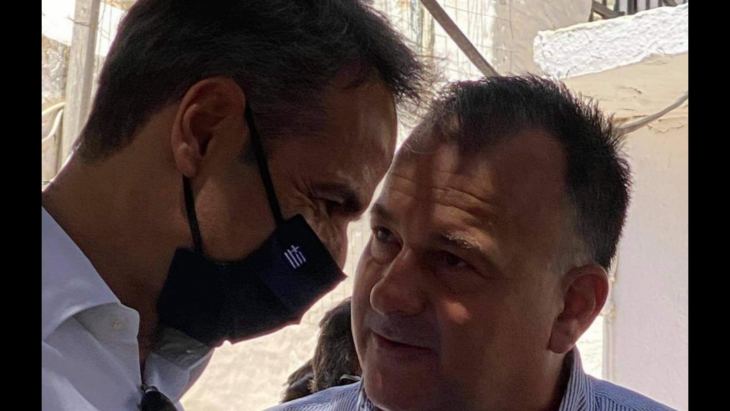 &Iota;&omega;ά&nu;&nu;&eta;&sigmaf; &Pi;&alpha;&pi;&pi;ά&sigmaf;: &Kappa;&alpha;&iota; &eta; &Chi;ά&lambda;&kappa;&eta; &sigma;&tau;&eta;&nu; &alpha;&kappa;&tau;&omicron;&pi;&lambda;&omicron;ϊ&kappa;ή &sigma;ύ&nu;&delta;&epsilon;&sigma;&eta; &tau;&eta;&sigmaf; &Rho;ό&delta;&omicron;&upsilon; &mu;&epsilon; &tau;&eta;&nu; &Kappa;&rho;ή&tau;&eta;.