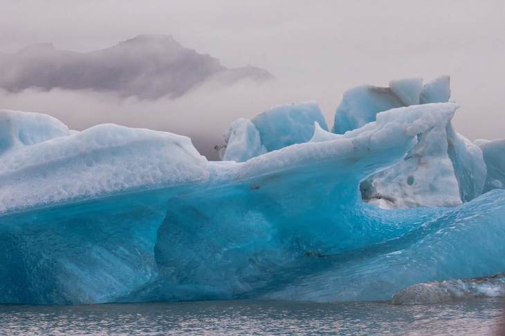 Ανταρκτική: Παγόβουνο στο μέγεθος του Λονδίνου προκαλεί ανησυχία στους επιστήμονες (video)