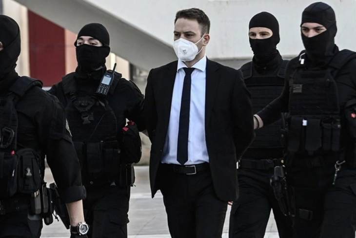 &Mu;&pi;ά&mu;&pi;&eta;&sigmaf; &Alpha;&nu;&alpha;&gamma;&nu;&omega;&sigma;&tau;ό&pi;&omicron;&upsilon;&lambda;&omicron;&sigmaf;: Έ&nu;&omicron;&chi;&omicron;&sigmaf; &gamma;&iota;&alpha; &tau;&eta; &delta;&omicron;&lambda;&omicron;&phi;&omicron;&nu;ί&alpha; &tau;&eta;&sigmaf; &Kappa;&alpha;&rho;&omicron;&lambda;ά&iota;&nu;