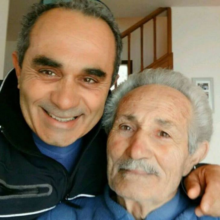 "&Eta;&lambda;&iota;ό&delta;&omicron;&tau;&eta; &kappa;&upsilon;&rho;ά" -  Έ&nu;&alpha; &tau;&rho;&alpha;&gamma;&omicron;ύ&delta;&iota; &gamma;&iota;&alpha; &tau;&eta;&nu; &Kappa;ά&lambda;&upsilon;&mu;&nu;&omicron; &alpha;&pi;ό &tau;&omicron; &sigma;&upsilon;&mu;&pi;&alpha;&tau;&rho;&iota;ώ&tau;&eta; &mu;&alpha;&sigmaf; &Mu;&iota;&kappa;έ &Kappa;&omicron;&upsilon;&lambda;&lambda;&iota;ά