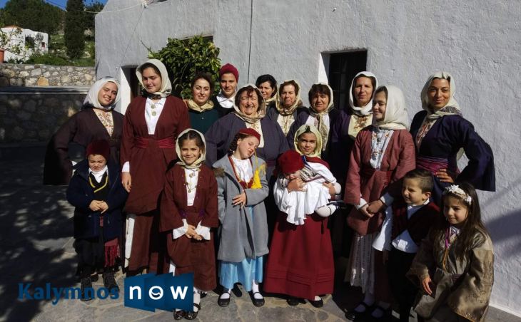 Με παραδοσιακές φορεσιές στην αποκριάτικη Λειτουργία οι γυναίκες του Άργους