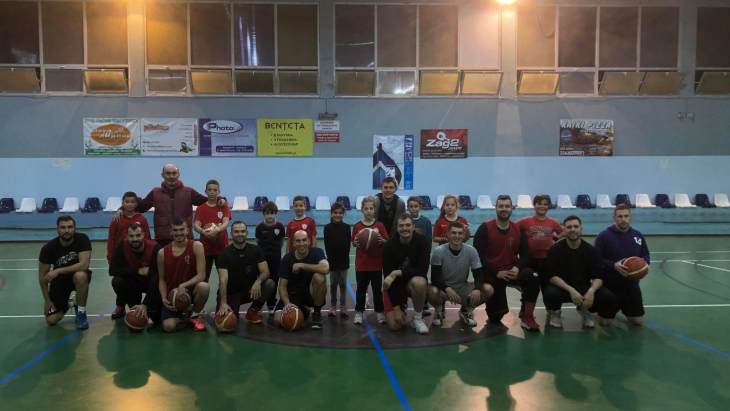 Ό&mu;&omicron;&rho;&phi;&epsilon;&sigmaf; &epsilon;&iota;&kappa;ό&nu;&epsilon;&sigmaf; &alpha;&pi;ό &tau;&eta;&nu; &Epsilon;.&Alpha;.&Kappa;&Alpha; - &Pi;&rho;&omicron;&pi;ό&nu;&eta;&sigma;&eta; &alpha;&nu;&delta;&rho;&iota;&kappa;&omicron;ύ &tau;&mu;ή&mu;&alpha;&tau;&omicron;&sigmaf; &mu;&epsilon; &tau;&iota;&sigmaf; &alpha;&kappa;&alpha;&delta;&eta;&mu;ί&epsilon;&sigmaf; &tau;&omicron;&upsilon; &sigma;&upsilon;&lambda;&lambda;ό&gamma;&omicron;&upsilon;