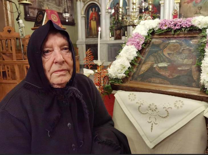 B' X&alpha;&iota;&rho;&epsilon;&tau;&iota;&sigma;&mu;&omicron;ί &alpha;&pi;ό &tau;&omicron;&nu; &Iota;&epsilon;&rho;ό &Nu;&alpha;ό &tau;&eta;&sigmaf; &Upsilon;&pi;&alpha;&pi;&alpha;&nu;&tau;ή&sigmaf; &tau;&omicron;&upsilon; &Kappa;&upsilon;&rho;ί&omicron;&upsilon; (&beta;ί&nu;&tau;&epsilon;&omicron; &kappa;&alpha;&iota; &phi;&omega;&tau;&omicron;&gamma;&rho;&alpha;&phi;ί&epsilon;&sigmaf;)