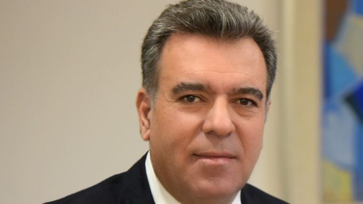 &Mu;ά&nu;&omicron;&sigmaf; &Kappa;ό&nu;&sigma;&omicron;&lambda;&alpha;&sigmaf;: &laquo;&Iota;&delta;&rho;ύ&epsilon;&tau;&alpha;&iota; &Sigma;&chi;&omicron;&lambda;ή &Xi;&epsilon;&nu;&alpha;&gamma;ώ&nu; &sigma;&tau;&eta; &Rho;ό&delta;&omicron;&raquo;