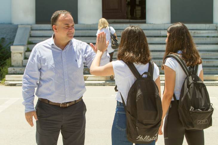 &Epsilon;&upsilon;&chi;έ&sigmaf; &Iota;&omega;ά&nu;&nu;&eta; &Pi;&alpha;&pi;&pi;ά, &gamma;&iota;&alpha; έ&nu;&alpha;&rho;&xi;&eta; &tau;&omicron;&upsilon; &sigma;&chi;&omicron;&lambda;&iota;&kappa;&omicron;ύ έ&tau;&omicron;&upsilon;&sigmaf;