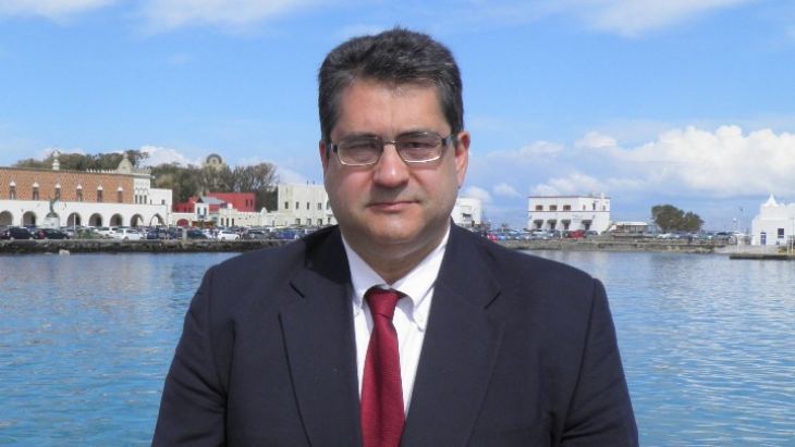 &Chi;. &Kappa;ό&kappa;&kappa;&iota;&nu;&omicron;&sigmaf;: &laquo;&Nu;&alpha; &pi;&rho;&omicron;&chi;&omega;&rho;ή&sigma;&epsilon;&iota; ά&mu;&epsilon;&sigma;&alpha; &eta; &Pi;&epsilon;&rho;&iota;&phi;έ&rho;&epsilon;&iota;&alpha; &sigma;&epsilon; έ&kappa;&tau;&alpha;&kappa;&tau;&eta; &kappa;&alpha;&iota; &sigma;&tau;&omicron;&chi;&epsilon;&upsilon;&mu;έ&nu;&eta; &tau;&omicron;&upsilon;&rho;&iota;&sigma;&tau;&iota;&kappa;ή &pi;&rho;&omicron;&beta;&omicron;&lambda;ή &tau;&omega;&nu; &nu;&eta;&sigma;&iota;ώ&nu; &mu;&alpha;&sigmaf;&raquo;