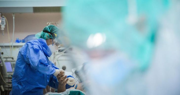 &Alpha;&phi;ή&nu;&omicron;&upsilon;&nu; &alpha;&pi;&lambda;ή&rho;&omega;&tau;&omicron;&upsilon;&sigmaf; &tau;&omicron;&upsilon;&sigmaf; ή&rho;&omega;&epsilon;&sigmaf;