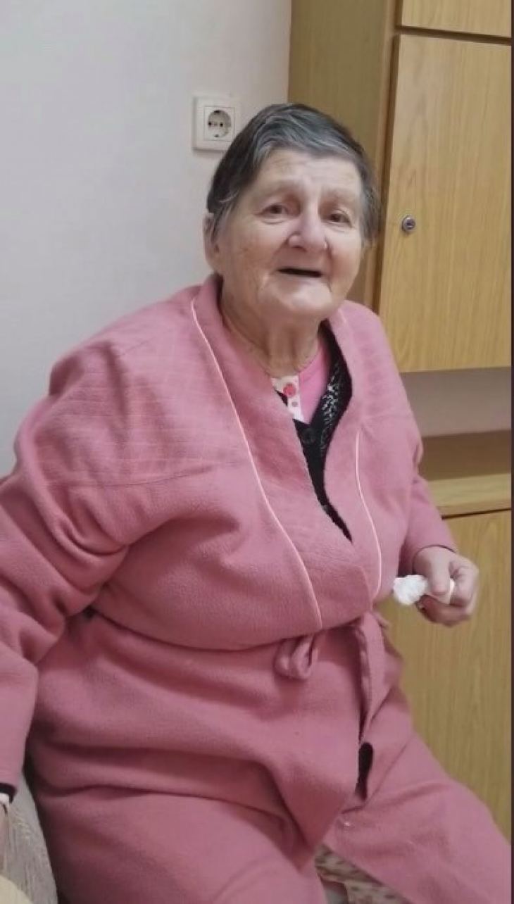 &Epsilon;&upsilon;&chi;έ&sigmaf; &gamma;&iota;&alpha; &tau;&omicron;&nu; &Alpha;&gamma;&iota;&omicron; &Beta;&alpha;&lambda;&epsilon;&nu;&tau;ί&nu;&omicron; &mu;&epsilon; &tau;&rho;&alpha;&gamma;&omicron;ύ&delta;&iota;  &alpha;&pi;ό &tau;&eta;&nu; &pi;&omicron;&lambda;&upsilon;&alpha;&gamma;&alpha;&pi;&eta;&mu;έ&nu;&eta; &mu;&alpha;&sigmaf; &kappa;. &Omicron;&upsilon;&rho;&alpha;&nu;ί&alpha;