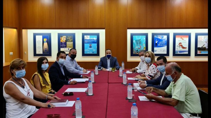 &Alpha;&Pi;&Omicron; &Epsilon;&Pi;&Iota;&Mu;&Epsilon;&Lambda;&Eta;&Tau;&Eta;&Rho;&Iota;&Omicron; &Delta;&Omega;&Delta;&Epsilon;&Kappa;&Alpha;&Nu;&Eta;&Sigma;&Omicron;&Upsilon; - &Delta;&Epsilon;&Lambda;&Tau;&Iota;&Omicron; &Tau;&Upsilon;&Pi;&Omicron;&Upsilon; - &Sigma;&Upsilon;&Nu;&Alpha;&Nu;&Tau;&Eta;&Sigma;&Eta; &Epsilon;&Rho;&Gamma;&Alpha;&Sigma;&Iota;&Alpha;&Sigma; &Epsilon;&Pi;&Iota;&Mu;&Epsilon;&Lambda;&Eta;&Tau;&Eta;&Rho;&Iota;&Omega;&Nu; &Mu;&Epsilon; &Upsilon;&Psi;&Eta;&Lambda;&Alpha;&Nu;&Tau;&Eta;- &Iota;&Alpha;&Tau;&Rho;&Iota;&Delta;&Eta;- &Pi;&Alpha;&Pi;&Pi;&Alpha;