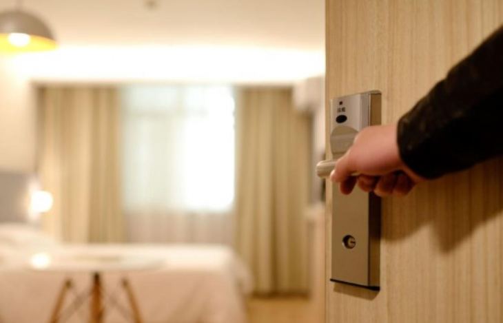 &Alpha;&nu;&alpha;&rho;&tau;ή&theta;&eta;&kappa;&epsilon; &eta; &pi;&rho;ό&kappa;&lambda;&eta;&sigma;&eta; &epsilon;&kappa;&delta;ή&lambda;&omega;&sigma;&eta;&sigmaf; &epsilon;&nu;&delta;&iota;&alpha;&phi;έ&rho;&omicron;&nu;&tau;&omicron;&sigmaf; &gamma;&iota;&alpha; &tau;&eta;&nu; &pi;&rho;&omicron;&sigma;&phi;&omicron;&rho;ά &tau;&omicron;&upsilon;&rho;&iota;&sigma;&tau;&iota;&kappa;ώ&nu; &kappa;&alpha;&tau;&alpha;&lambda;&upsilon;&mu;ά&tau;&omega;&nu; &pi;&rho;&omicron;&sigmaf; &mu;ί&sigma;&theta;&omega;&sigma;&eta;, &gamma;&iota;&alpha; &tau;&eta;&nu; &alpha;&nu;&tau;&iota;&mu;&epsilon;&tau;ώ&pi;&iota;&sigma;&eta; &epsilon;&nu;&delta;&epsilon;&chi;ό&mu;&epsilon;&nu;&omega;&nu; &kappa;&rho;&omicron;&upsilon;&sigma;&mu;ά&tau;&omega;&nu; Covid &ndash; 19