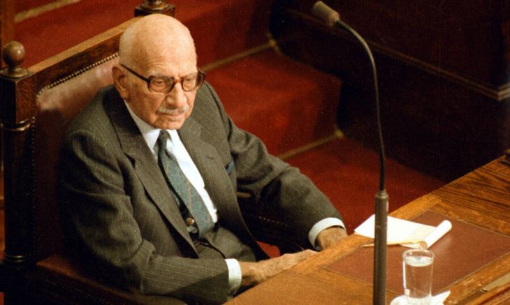 &Pi;&alpha;&gamma;&kappa;ό&sigma;&mu;&iota;&alpha; &Eta;&mu;έ&rho;&alpha; &Epsilon;&lambda;&lambda;&eta;&nu;&iota;&kappa;ή&sigmaf; &Gamma;&lambda;ώ&sigma;&sigma;&alpha;&sigmaf;: &Omicron;&iota; &omicron;&mu;&iota;&lambda;ί&epsilon;&sigmaf; &tau;&omicron;&upsilon; &Xi;&epsilon;&nu;&omicron;&phi;ώ&nu;&tau;&alpha; &Zeta;&omicron;&lambda;ώ&tau;&alpha; &pi;&omicron;&upsilon; έ&gamma;&rho;&alpha;&psi;&alpha;&nu; &iota;&sigma;&tau;&omicron;&rho;ί&alpha;