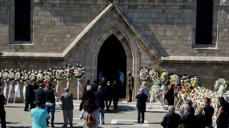 &Sigma;&epsilon; &kappa;&lambda;ί&mu;&alpha; &sigma;&upsilon;&gamma;&kappa;ί&nu;&eta;&sigma;&eta;&sigmaf; &tau;&omicron; &tau;&epsilon;&lambda;&epsilon;&upsilon;&tau;&alpha;ί&omicron; &alpha;&nu;&tau;ί&omicron; &sigma;&tau;&omicron;&nu; &Delta;&eta;&mu;ή&tau;&rho;&eta; &Kappa;&rho;&epsilon;&mu;&alpha;&sigma;&tau;&iota;&nu;ό ( &phi;&omega;&tau;ό, &beta;ί&nu;&tau;&epsilon;&omicron;)