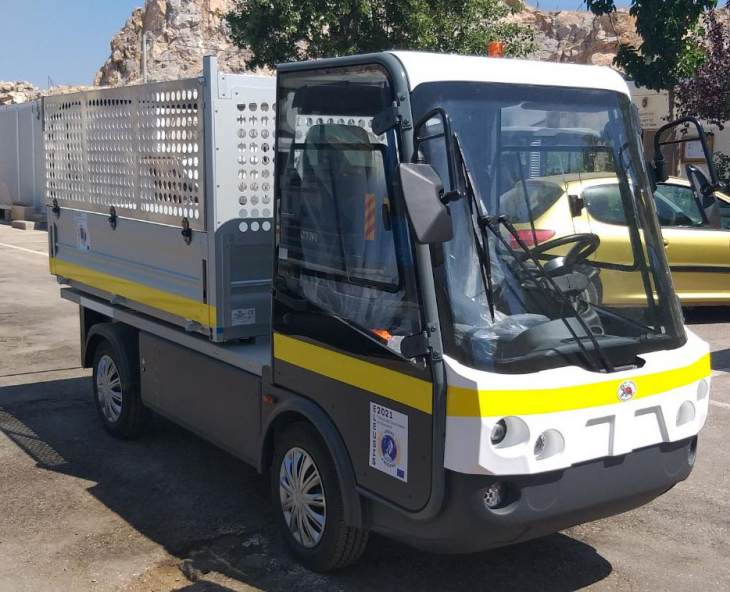 &Omicron; &Delta;ή&mu;&omicron;&sigmaf; &Kappa;&alpha;&lambda;&upsilon;&mu;&nu;ί&omega;&nu; &kappa;&alpha;&tau;έ&theta;&epsilon;&sigma;&epsilon; &omicron;&lambda;&omicron;&kappa;&lambda;&eta;&rho;&omega;&mu;έ&nu;&omicron; &phi;ά&kappa;&epsilon;&lambda;&omicron; &sigma;&upsilon;&mu;&mu;&epsilon;&tau;&omicron;&chi;ή&sigmaf; &sigma;&tau;&omicron; &pi;&rho;ό&gamma;&rho;&alpha;&mu;&mu;&alpha; "&Alpha;&nu;&tau;ώ&nu;&eta;&sigmaf; &Tau;&rho;ί&tau;&sigma;&eta;&sigmaf;" &sigma;&tau;&omicron;&nu; ά&xi;&omicron;&nu;&alpha; "&Delta;&rho;ά&sigma;&epsilon;&iota;&sigmaf; &Eta;&lambda;&epsilon;&kappa;&tau;&rho;&omicron;&kappa;ί&nu;&eta;&sigma;&eta;&sigmaf; &sigma;&tau;&omicron;&upsilon;&sigmaf; &Delta;ή&mu;&omicron;&upsilon;&sigmaf;"