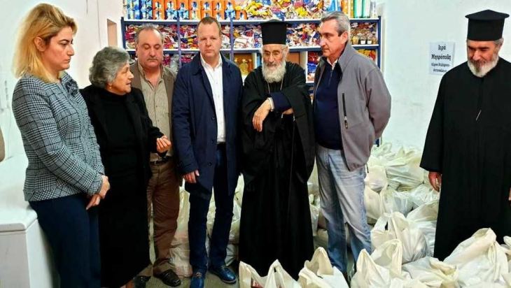 &Delta;&iota;&alpha;&nu;&omicron;&mu;ή &gamma;ά&lambda;&alpha;&kappa;&tau;&omicron;&sigmaf;  &gamma;&iota;&alpha; &tau;&omicron;&upsilon;&sigmaf; &delta;&iota;&kappa;&alpha;&iota;&omicron;ύ&chi;&omicron;&upsilon;&sigmaf; &tau;&omicron;&upsilon; &Kappa;&omicron;&iota;&nu;&omega;&nu;&iota;&kappa;&omicron;ύ &Pi;&alpha;&nu;&tau;&omicron;&pi;&omega;&lambda;&epsilon;ί&omicron;&upsilon; &tau;&eta;&sigmaf; &Pi;&epsilon;&rho;&iota;&phi;έ&rho;&epsilon;&iota;&alpha;&sigmaf; &Nu;&omicron;&tau;ί&omicron;&upsilon; &Alpha;&iota;&gamma;&alpha;ί&omicron;&upsilon;