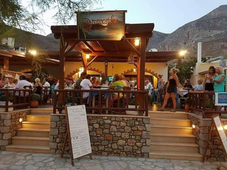 &Zeta;&eta;&tau;&epsilon;ί&tau;&alpha;&iota; &sigma;&epsilon;&rho;&beta;&iota;&tau;ό&rho;&omicron;&sigmaf; &gamma;&iota;&alpha; &tau;&omicron; &epsilon;&sigma;&tau;&iota;&alpha;&tau;ό&rho;&iota;&omicron; "&Omicron;&nu;&epsilon;&iota;&rho;&omicron;&pi;&alpha;&gamma;ί&delta;&alpha;" &sigma;&tau;&omicron;&nu; &Epsilon;&mu;&pi;&omicron;&rho;&epsilon;&iota;ό