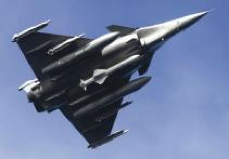 &Alpha;&epsilon;&rho;&omicron;&mu;&alpha;&chi;ί&epsilon;&sigmaf; &pi;ά&nu;&omega; &alpha;&pi;ό &tau;&eta; &Rho;ό&delta;&omicron;! &Epsilon;&lambda;&lambda;&eta;&nu;&iota;&kappa;ά &mu;&alpha;&chi;&eta;&tau;&iota;&kappa;ά έ&tau;&rho;&epsilon;&psi;&alpha;&nu; &sigma;&epsilon; &phi;&upsilon;&gamma;ή &tau;&omicron;&upsilon;&rho;&kappa;&iota;&kappa;ά &pi;&omicron;&upsilon; &pi;ή&gamma;&alpha;&nu; &nu;&alpha; &pi;&alpha;&rho;&alpha;&beta;&iota;ά&sigma;&omicron;&upsilon;&nu; &tau;&omicron;&nu; &epsilon;&theta;&nu;&iota;&kappa;ό &epsilon;&nu;&alpha;έ&rho;&iota;&omicron; &chi;ώ&rho;&omicron;