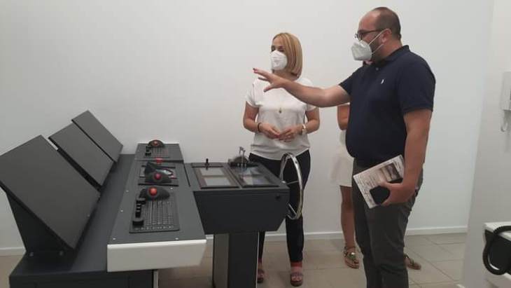 &Mu;ί&kappa;&alpha; &Iota;&alpha;&tau;&rho;ί&delta;&eta;: &laquo;&Alpha;&nu;&alpha;&beta;ά&theta;&mu;&iota;&sigma;&eta; &tau;&omicron;&upsilon; &lambda;&iota;&mu;&alpha;&nu;&iota;&omicron;ύ &tau;&eta;&sigmaf; &Kappa;&alpha;&lambda;ύ&mu;&nu;&omicron;&upsilon; &mu;&epsilon; 8.000.000 &epsilon;&upsilon;&rho;ώ, &epsilon;&nu;ί&sigma;&chi;&upsilon;&sigma;&eta; &tau;&omicron;&upsilon; &pi;&rho;&omicron;&gamma;&rho;ά&mu;&mu;&alpha;&tau;&omicron;&sigmaf; &alpha;&phi;&alpha;&lambda;&alpha;&tau;ώ&sigma;&epsilon;&omega;&nu;, &nu;έ&epsilon;&sigmaf; &upsilon;&pi;&omicron;&delta;&omicron;&mu;έ&sigmaf; &mu;έ&sigma;&omega; &tau;&omicron;&upsilon; &pi;&rho;&omicron;&gamma;&rho;ά&mu;&mu;&alpha;&tau;&omicron;&sigmaf; &Nu;έ&alpha;&rho;&chi;&omicron;&sigmaf;, &pi;&lambda;&eta;&rho;&omega;&mu;ή &tau;&eta;&sigmaf; 1&eta;&sigmaf; &delta;ό&sigma;&eta;&sigmaf; &tau;&eta;&sigmaf; &Beta;΄ &Phi;ά&sigma;&eta;&sigmaf; 2021 &tau;&omicron;&upsilon; &mu;&epsilon;&tau;&alpha;&phi;&omicron;&rho;&iota;&kappa;&omicron;ύ &iota;&sigma;&omicron;&delta;ύ&nu;&alpha;&mu;&omicron;&upsilon;&raquo;.