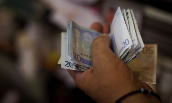 &laquo;&Delta;&iota;&pi;&lambda;ό&raquo; &epsilon;&pi;ί&delta;&omicron;&mu;&alpha; έ&omega;&sigmaf; 1.200 &epsilon;&upsilon;&rho;ώ &sigma;&epsilon; &omicron;&iota;&kappa;&omicron;&gamma;έ&nu;&epsilon;&iota;&epsilon;&sigmaf; -&Alpha;&pi;ό &Alpha;ύ&gamma;&omicron;&upsilon;&sigma;&tau;&omicron; &omicron;&iota; &alpha;&iota;&tau;ή&sigma;&epsilon;&iota;&sigmaf;