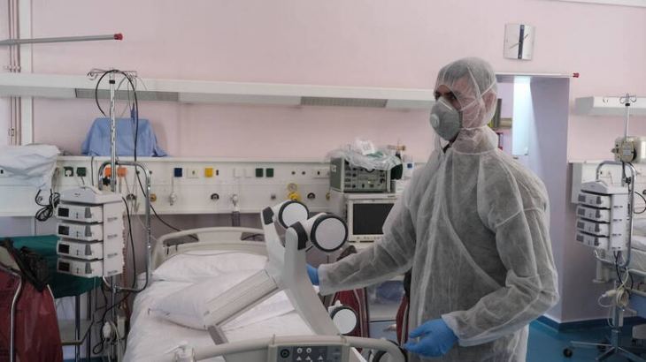 &Kappa;&omicron;&rho;&omega;&nu;&omicron;ϊό&sigmaf;: &Eta; &chi;&lambda;&omega;&rho;&omicron;&kappa;ί&nu;&eta; &sigma;&tau;&alpha; &nu;&omicron;&sigma;&omicron;&kappa;&omicron;&mu;&epsilon;ί&alpha; &alpha;&nu;&alpha;&phi;&omicron;&rho;ά&sigmaf; &tau;&omicron;&upsilon; &Epsilon;&Sigma;&Upsilon; &ndash; &Xi;&epsilon;&kappa;&iota;&nu;ά &eta; &delta;&omega;&rho;&epsilon;ά&nu; &delta;&iota;ά&theta;&epsilon;&sigma;&eta;