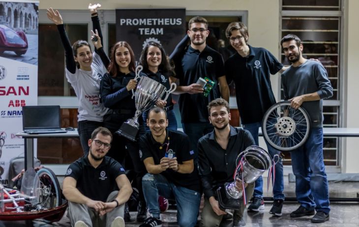 &Omicron; &Nu;&iota;&kappa;ό&lambda;&alpha;&sigmaf; &Kappa;&alpha;&rho;&alpha;&phi;ύ&lambda;&lambda;&eta;&sigmaf; &tau;&omicron;&upsilon; &Gamma;&epsilon;&omega;&rho;&gamma;ί&omicron;&upsilon; &mu;έ&lambda;&omicron;&sigmaf; &tau;&eta;&sigmaf; &epsilon;&rho;&epsilon;&upsilon;&nu;&eta;&tau;&iota;&kappa;ή&sigmaf; &omicron;&mu;ά&delta;&alpha;&sigmaf; &tau;&omicron;&upsilon; &Epsilon;&theta;&nu;&iota;&kappa;&omicron;ύ &Mu;&epsilon;&tau;&sigma;ό&beta;&iota;&omicron;&upsilon; &Pi;&omicron;&lambda;&upsilon;&tau;&epsilon;&chi;&nu;&epsilon;ί&omicron;&upsilon; &gamma;&iota;&alpha; &tau;&alpha; &eta;&lambda;&epsilon;&kappa;&tau;&rho;&iota;&kappa;ά &alpha;&upsilon;&tau;&omicron;&kappa;ί&nu;&eta;&tau;&alpha;