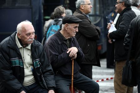 &Pi;&rho;&omicron; &tau;&omega;&nu; &pi;&upsilon;&lambda;ώ&nu; &eta; &laquo;&psi;&eta;&phi;&iota;&alpha;&kappa;ή &sigma;ύ&nu;&tau;&alpha;&xi;ή&raquo; - &Pi;ό&tau;&epsilon; έ&rho;&chi;&epsilon;&tau;&alpha;&iota; &omicron; e-&Epsilon;&Phi;&Kappa;&Alpha;