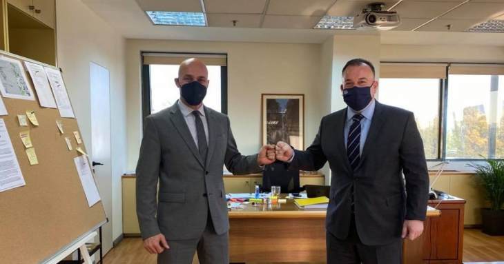 &Epsilon;&pi;&iota;&kappa;&omicron;&iota;&nu;&omega;&nu;ί&alpha; &Iota;. &Pi;&alpha;&pi;&pi;ά &mu;&epsilon; &tau;&omicron;&nu; &Upsilon;&phi;. &Pi;&epsilon;&rho;&iota;&beta;ά&lambda;&lambda;&omicron;&nu;&tau;&omicron;&sigmaf; &gamma;&iota;&alpha; &tau;&iota;&sigmaf; &alpha;&nu;&tau;&iota;&rho;&rho;ή&sigma;&epsilon;&iota;&sigmaf; &tau;&omega;&nu; &delta;&alpha;&sigma;&iota;&kappa;ώ&nu; &chi;&alpha;&rho;&tau;ώ&nu;.