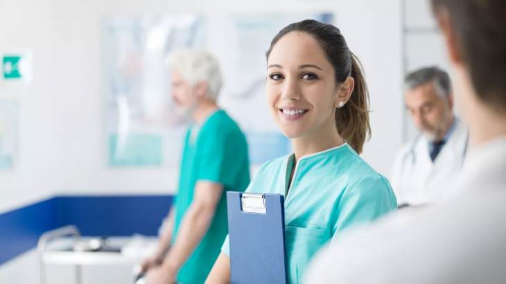 &Pi;&alpha;&gamma;&kappa;ό&sigma;&mu;&iota;&alpha; &Eta;&mu;έ&rho;&alpha; &Nu;&omicron;&sigma;&eta;&lambda;&epsilon;&upsilon;&tau;ώ&nu;: &Omicron;&iota; &nu;&omicron;&sigma;&eta;&lambda;&epsilon;&upsilon;&tau;έ&sigmaf; &epsilon;ί&nu;&alpha;&iota; &tau;&omicron; &mu;έ&lambda;&lambda;&omicron;&nu; &mu;&alpha;&sigmaf;