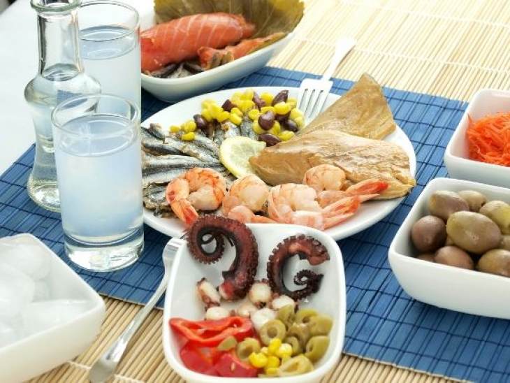 Aegean Cuisine: M&epsilon;&gamma;ά&lambda;&omicron; &epsilon;&nu;&delta;&iota;&alpha;&phi;έ&rho;&omicron;&nu; &gamma;&iota;&alpha; &tau;&eta;&nu; &pi;&iota;&sigma;&tau;&omicron;&pi;&omicron;ί&eta;&sigma;&eta; &tau;&omicron;&pi;&iota;&kappa;ά &pi;&alpha;&rho;&alpha;&gamma;ό&mu;&epsilon;&nu;&omega;&nu; &pi;&rho;&omicron;ϊό&nu;&tau;&omega;&nu;