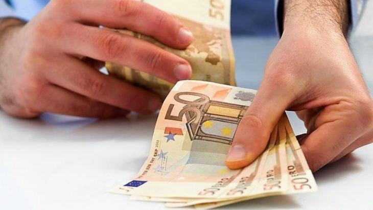 &Epsilon;&pi;&iota;&sigma;&tau;&rho;&epsilon;&pi;&tau;έ&alpha; &Pi;&rho;&omicron;&kappa;&alpha;&tau;&alpha;&beta;&omicron;&lambda;ή 4: &Delta;ά&nu;&epsilon;&iota;&alpha; &alpha;&pi;ό 1000 έ&omega;&sigmaf; 30.000 &epsilon;&upsilon;&rho;ώ &mu;&epsilon; &laquo;&kappa;&omicron;ύ&rho;&epsilon;&mu;&alpha;&raquo; 50% &ndash; &Mu;έ&chi;&rho;&iota; 30 &Nu;&omicron;&epsilon;&mu;&beta;&rho;ί&omicron;&upsilon; &omicron;&iota; &alpha;&iota;&tau;ή&sigma;&epsilon;&iota;&sigmaf;