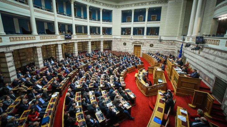 &Sigma;&tau;&omicron; &tau;&rho;&alpha;&pi;έ&zeta;&iota; &tau;&eta;&sigmaf; &Alpha;&nu;&alpha;&theta;&epsilon;ώ&rho;&eta;&sigma;&eta;&sigmaf; &eta; &pi;&omicron;&iota;&nu;&iota;&kappa;ή &epsilon;&upsilon;&theta;ύ&nu;&eta; &upsilon;&pi;&omicron;&upsilon;&rho;&gamma;ώ&nu; &kappa;&alpha;&iota; &eta; &psi;ή&phi;&omicron;&sigmaf; &tau;&omega;&nu; &Epsilon;&lambda;&lambda;ή&nu;&omega;&nu; &epsilon;&xi;&omega;&tau;&epsilon;&rho;&iota;&kappa;&omicron;ύ