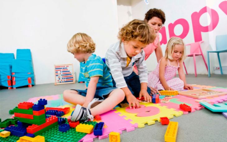 &Mu;&epsilon; &alpha;&upsilon;&sigma;&tau;&eta;&rho;ά &kappa;&rho;&iota;&tau;ή&rho;&iota;&alpha; &eta; &epsilon;&pi;&iota;&lambda;&omicron;&gamma;ή &tau;&omega;&nu; &pi;&alpha;&iota;&delta;&iota;ώ&nu; &gamma;&iota;&alpha; &tau;&omicron;&nu; &beta;&rho;&epsilon;&phi;&omicron;&nu;&eta;&pi;&iota;&alpha;&kappa;ό &sigma;&tau;&alpha;&theta;&mu;ό