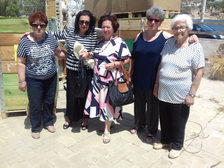 &Epsilon;&upsilon;&chi;&alpha;&rho;&iota;&sigma;&tau;ί&epsilon;&sigmaf; &epsilon;&pi;ά&rho;&chi;&omicron;&upsilon; &pi;&rho;&omicron;&sigmaf; &tau;&omicron; &Phi;&iota;&lambda;&alpha;&nu;&theta;&rho;&omega;&pi;&iota;&kappa;ό &kappa;&alpha;&iota; &Pi;&omicron;&lambda;&iota;&tau;&iota;&sigma;&tau;&iota;&kappa;ό &Sigma;ύ&lambda;&lambda;&omicron;&gamma;&omicron; &laquo;&Alpha;&gamma;. &Mu;&alpha;&rho;ί&nu;&alpha;&raquo; &Pi;&alpha;&rho;&alpha;&delta;&epsilon;&iota;&sigma;ί&omicron;&upsilon; &Rho;ό&delta;&omicron;&upsilon;