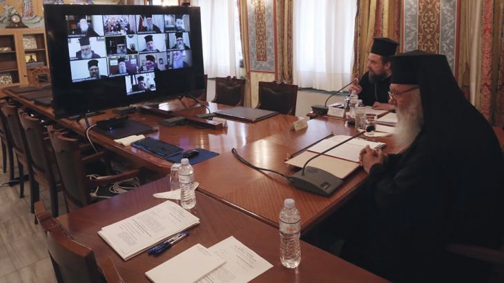 Κεκλεισμένων των θυρών οι Ακολουθίες στις εκκλησίες το Πάσχα