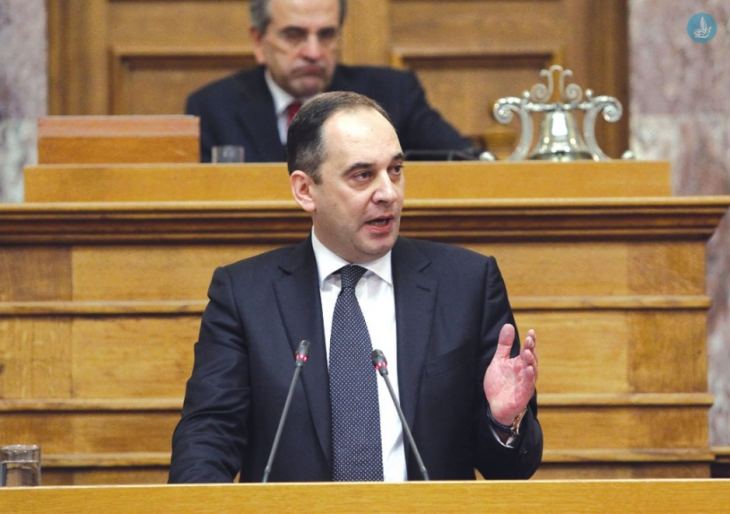 Πλακιωτάκης: Πλωτά ασθενοφόρα για τα νησιά το καλοκαίρι