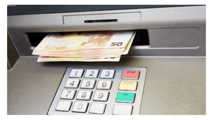 &Mu;&epsilon;&gamma;ά&lambda;&eta; &tau;&alpha;&lambda;&alpha;&iota;&pi;&omega;&rho;ί&alpha; &alpha;&pi;ό &tau;&alpha; ά&delta;&epsilon;&iota;&alpha; ATM, &sigma;&tau;&eta;&nu; &Kappa;ά&lambda;&upsilon;&mu;&nu;&omicron;