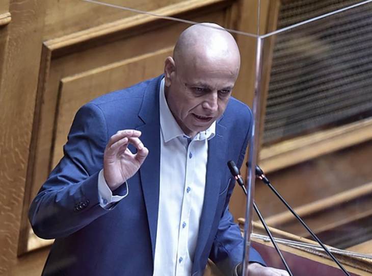 &Nu;. &Sigma;&alpha;&nu;&tau;&omicron;&rho;&iota;&nu;&iota;ό&sigmaf;: &Eta; &alpha;&kappa;&rho;ί&beta;&epsilon;&iota;&alpha; &sigma;&upsilon;&nu;&theta;&lambda;ί&beta;&epsilon;&iota; &tau;&alpha; &nu;&eta;&sigma;&iota;ά &mu;&epsilon; &epsilon;&upsilon;&theta;ύ&nu;&eta; &tau;&eta;&sigmaf; &Kappa;&upsilon;&beta;έ&rho;&nu;&eta;&sigma;&eta;&sigmaf; &Mu;&eta;&tau;&sigma;&omicron;&tau;ά&kappa;&eta;