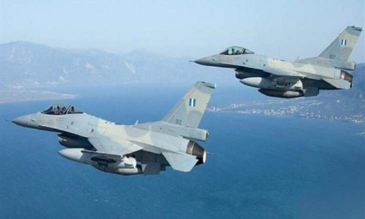 &Sigma;&upsilon;&gamma;&kappa;ί&nu;&eta;&sigma;&alpha;&nu; &tau;&alpha; &epsilon;&lambda;&lambda;&eta;&nu;&iota;&kappa;ά &laquo;&phi;&tau;&epsilon;&rho;ά&raquo; &pi;ά&nu;&omega; &alpha;&pi;ό &tau;&omicron; &Kappa;&alpha;&sigma;&tau;&epsilon;&lambda;&lambda;ό&rho;&iota;&zeta;&omicron; (&beta;ί&nu;&tau;&epsilon;&omicron;)