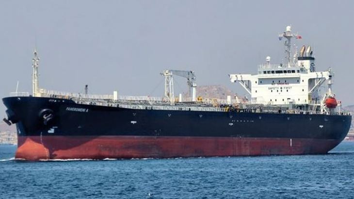 Αραβική Θάλασσα: Νεκρός Έλληνας μηχανικός στο πλοίο που έπιασε φωτιά