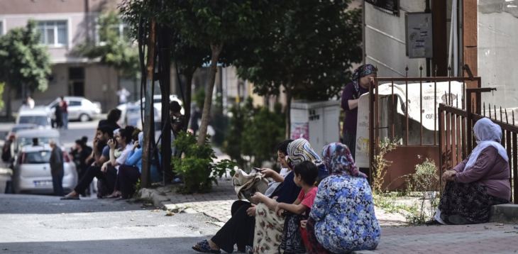 &Epsilon;&Kappa;&Tau;&Alpha;&Kappa;&Tau;&Omicron;: &Mu;&epsilon;&gamma;ά&lambda;&omicron;&sigmaf; &Sigma;&epsilon;&iota;&sigma;&mu;ό&sigmaf; &sigma;&tau;&eta;&nu; &Tau;&omicron;&upsilon;&rho;&kappa;ί&alpha;