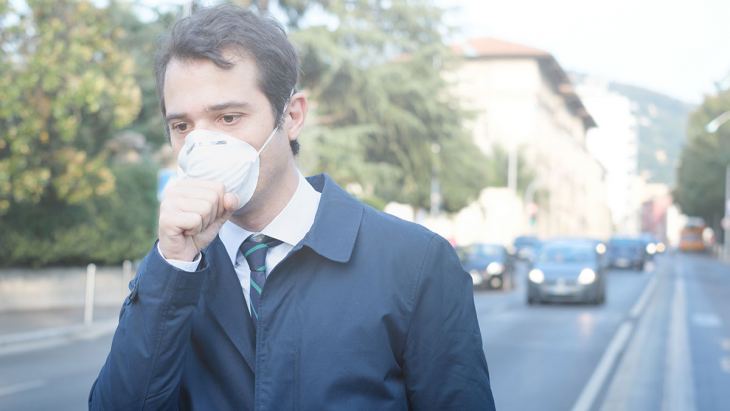 &Alpha;&tau;&mu;&omicron;&sigma;&phi;&alpha;&iota;&rho;&iota;&kappa;ή &rho;ύ&pi;&alpha;&nu;&sigma;&eta;: &Eta; &mu;&epsilon;ί&omega;&sigma;ή &tau;&eta;&sigmaf; &beta;&epsilon;&lambda;&tau;&iota;ώ&nu;&epsilon;&iota; ά&mu;&epsilon;&sigma;&alpha; &tau;&eta;&nu; &upsilon;&gamma;&epsilon;ί&alpha;