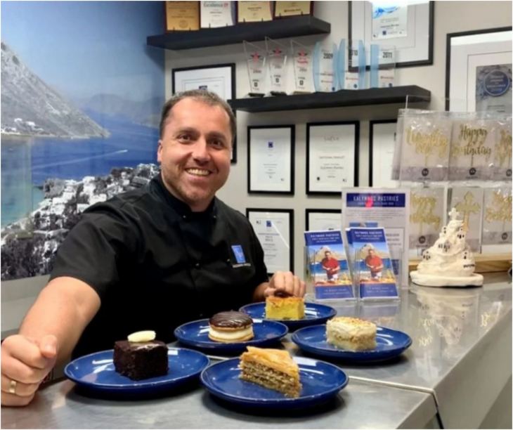 &Kappa;&alpha;&lambda;ύ&mu;&nu;&iota;&kappa;&omicron; &tau;&omicron; &zeta;&alpha;&chi;&alpha;&rho;&omicron;&pi;&lambda;&alpha;&sigma;&tau;&epsilon;ί&omicron; &pi;&omicron;&upsilon;... &psi;&eta;&phi;ί&sigma;&tau;&eta;&kappa;&epsilon; &omega;&sigmaf; &tau;&omicron; &kappa;&alpha;&lambda;ύ&tau;&epsilon;&rho;&omicron; &tau;&eta;&sigmaf; &Alpha;&upsilon;&sigma;&tau;&rho;&alpha;&lambda;ί&alpha;&sigmaf;