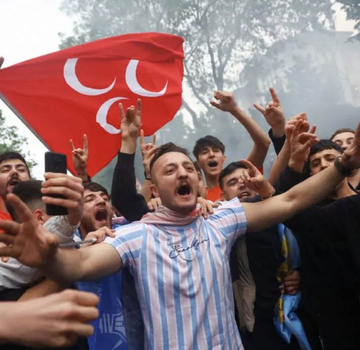 Ακόμα μια πενταετία στο τιμόνι της Tουρκίας ο Ερντογάν - Οι πρώτες αντιδράσεις για τη νίκη του